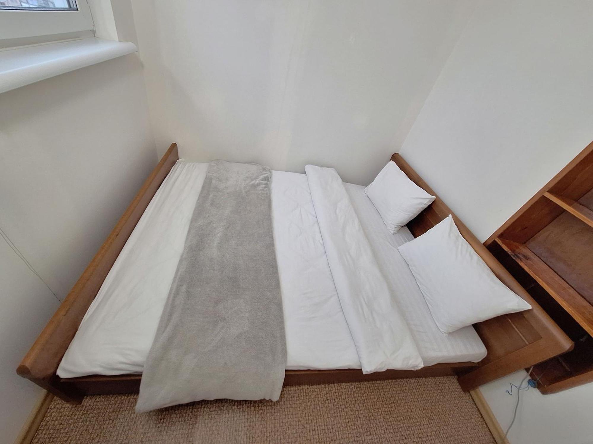 4 Ліжка З Балконом Документи Для Відряджень Мережа Alex Apartments Безконтатне Заселення 24-7 Poltava Dış mekan fotoğraf